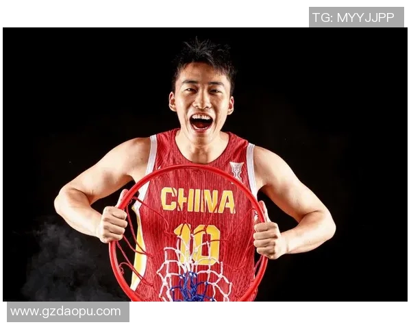 周琦在国际篮球舞台上的崛起与挑战:从中国球员到全球明星的奋斗历程