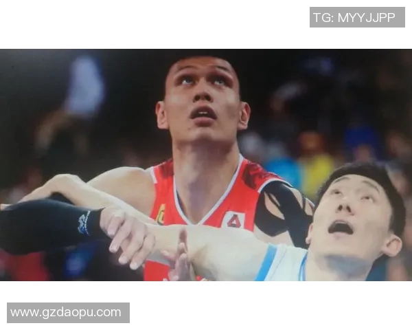 CBA八一队与四川队激战正酣赛场精彩瞬间引发球迷热议