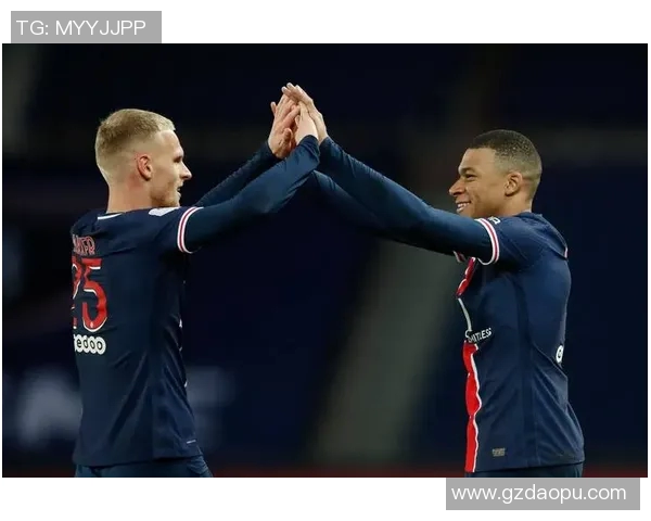 巴黎日耳曼主场迎战尼姆争夺法甲积分榜关键胜利