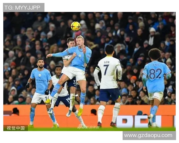 曼城与哈德斯精彩对决比分揭晓赛季精彩瞬间回顾