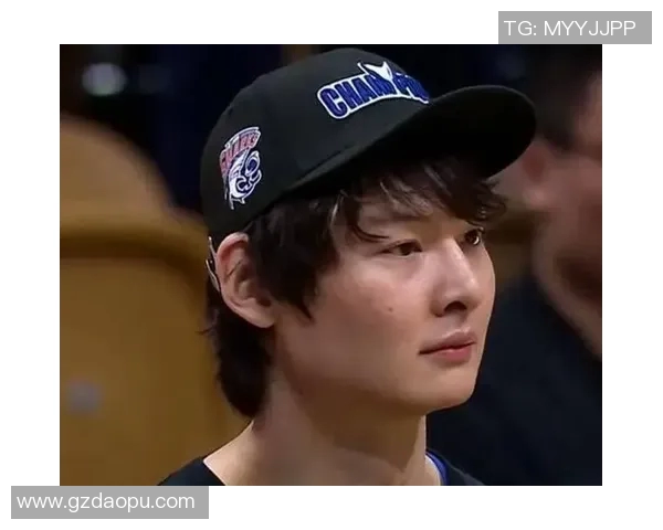 王哲林在CBA赛场的崛起与挑战:从新星到领军人物的奋斗历程 王哲林在CBA赛场的崛起与挑战:从新星到领军人物的奋斗历程