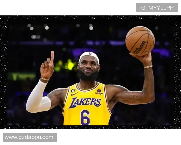 詹姆斯创历史新纪录成为首位达成4万分1万板1万助的球员 詹姆斯创历史新纪录成为首位达成4万分1万板1万助的球员