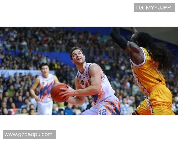 圣埃蒂安主场迎战安格斯期待精彩对决与胜利的较量 圣埃蒂安主场迎战安格斯期待精彩对决与胜利的较量