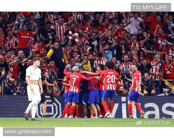 皇马马德里迎战劲敌全力争胜球迷热情高涨期待精彩对决