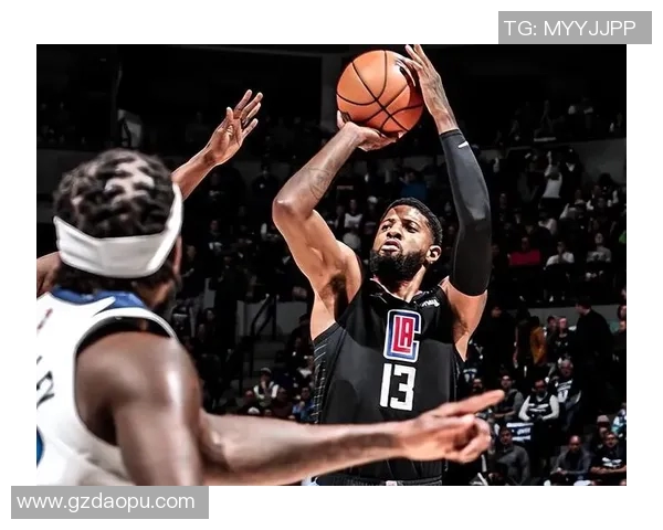 索尔美洲与独立FBC的激烈对决引发球迷热议与期待 索尔美洲与独立FBC的激烈对决引发球迷热议与期待